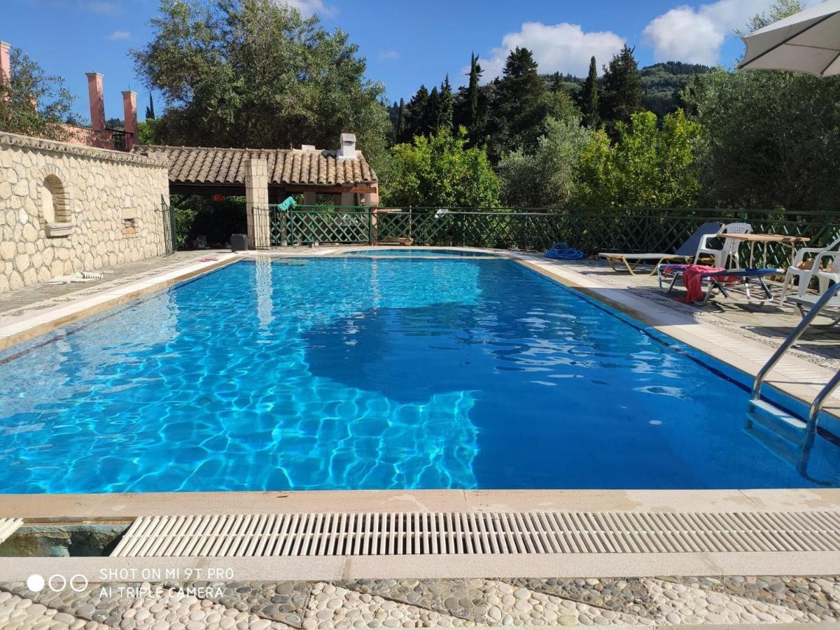 Pool Villa Grigoris Aspiotades Ngoại thất bức ảnh
