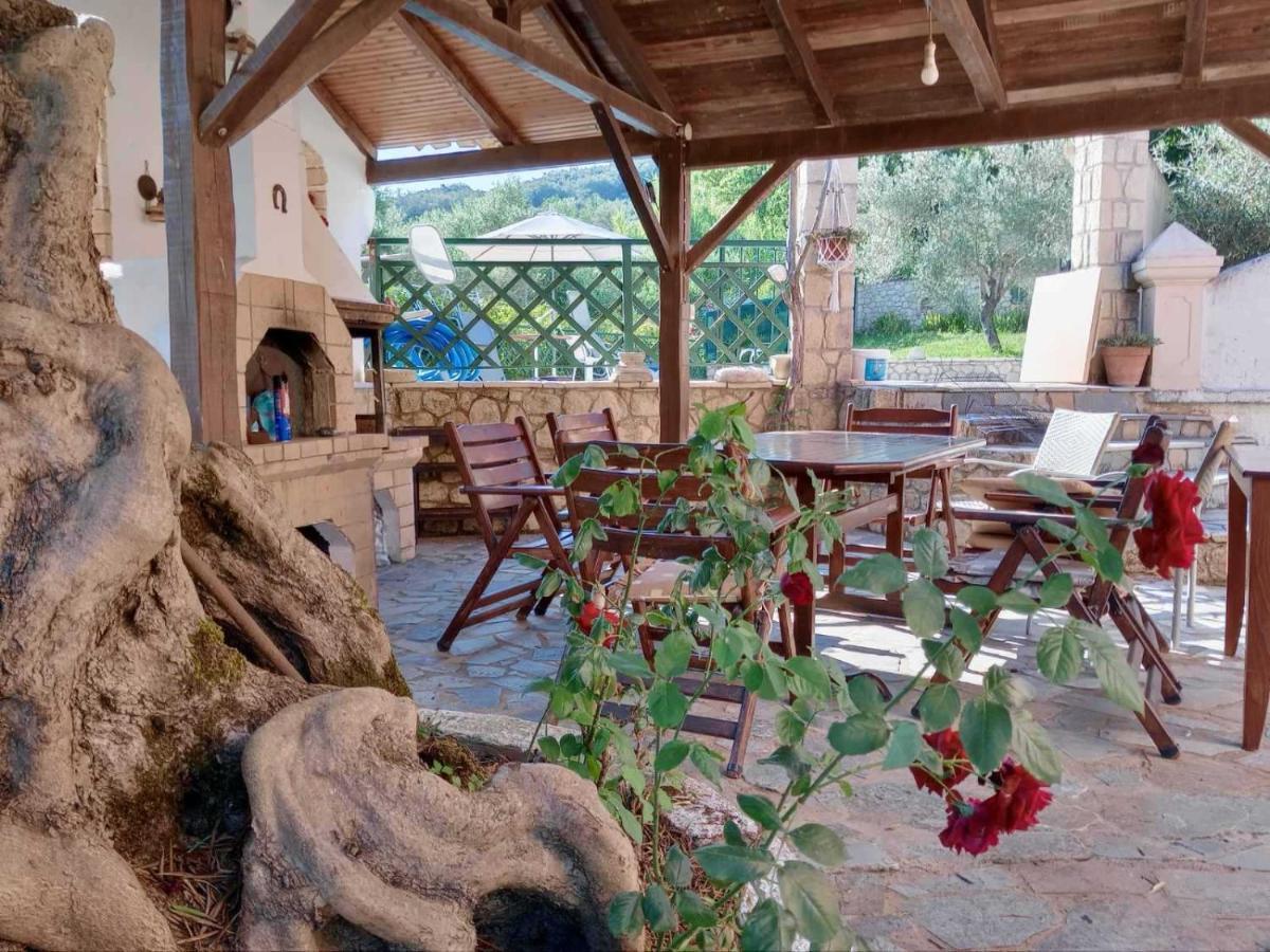 Pool Villa Grigoris Aspiotades Ngoại thất bức ảnh